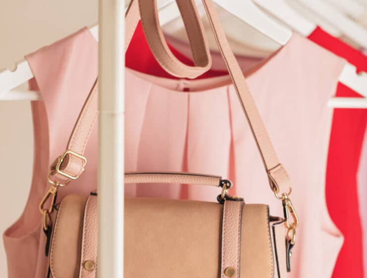 6 Steps to Clean Out Your Closet in 60 Minutes
