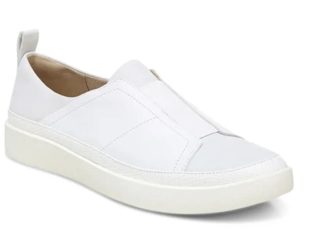 Best all white sneakers for women + 23 white sneaker outfits – Jess Keys