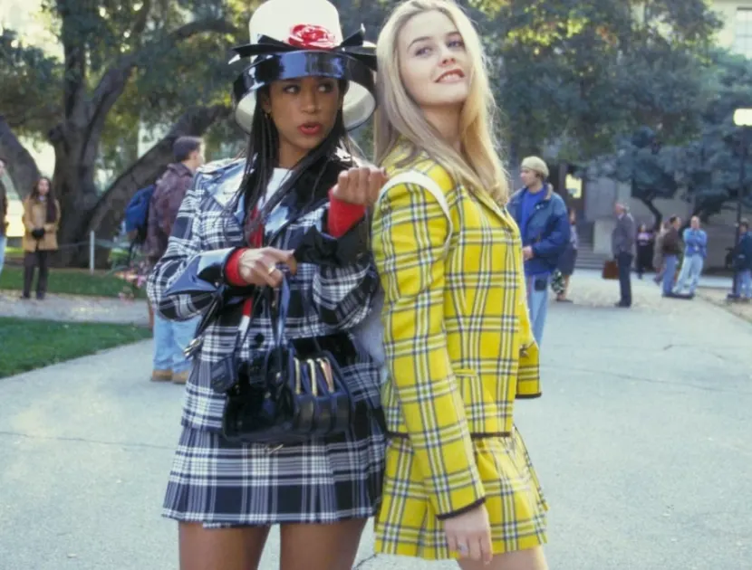 90s Outfits: The Biggest, Baddest Looks From the Decade Offer All the  Spring Style Inspiration You Need