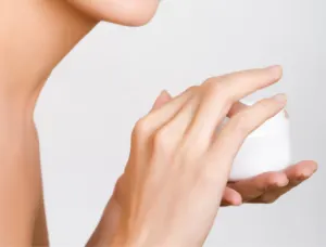 Skin Cycling: What It Is and How to Use This Skincare Routine for Healthier Skin
