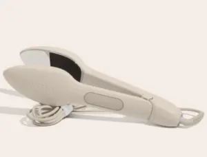 Nori Press Review: The Chic Travel Iron and Steamer You&rsquo;ll Actually Use